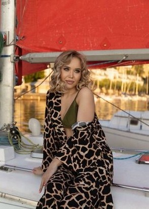 индивидуалка Карина, анкета 460750, 24 года, метро Марьино, фото 1