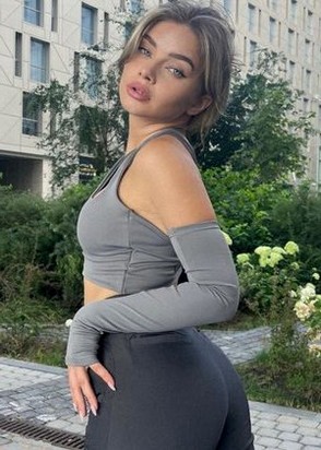 шлюха Соня, анкета 472996, 19 лет, метро Чкаловская, фото 2