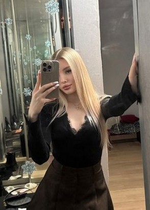 индивидуалка Лена, анкета 487549, 19 лет, метро Студенческая, фото 1