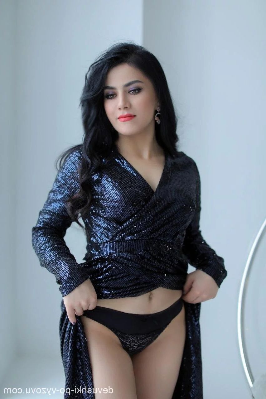 Лена (26), Охотный ряд, 3,500 ₽ час, Минет в презервативе, Окончание на лицо, тел +7(908)463-65-07