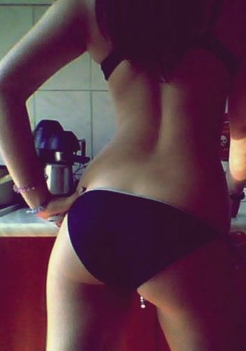 Анжелка (30), Кузьминки, 3,000 ₽ час, Минет в презервативе, Массаж расслабляющий, тел +7(929)310-32-15