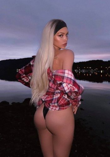 Дарья (23), Десёновское, 7,000 ₽ час, Минет в презервативе, Окончание на грудь, тел +7(951)167-93-83