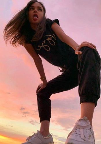  Жанна (27), Московский, 5,000 ₽ час, Массаж эротический, Окончание на грудь, тел +7(902)930-06-56