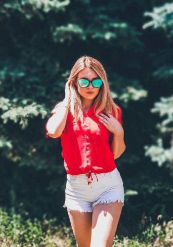  Люда (25), Беляево, 5,000 ₽ час, Окончание в рот, Окончание на грудь, тел +7(951)947-84-47