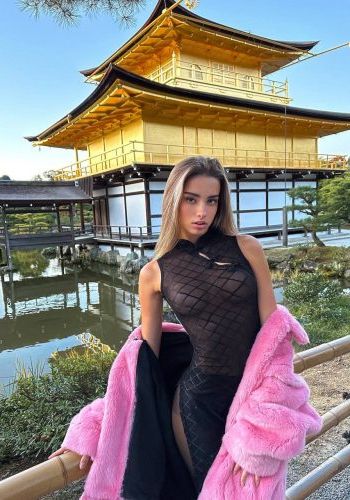 Светлана (26), Шаболовская, 7,000 ₽ час, Минет глубокий, Окончание на лицо, тел +7(989)431-17-79