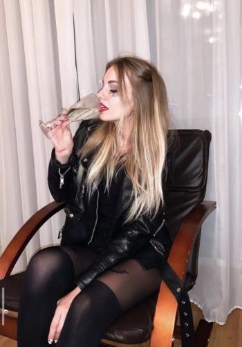  Алла (25), Савёловский, 3,500 ₽ час, Секс классический, Госпожа, тел +7(904)389-97-40