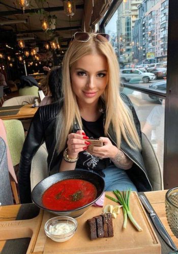 Анна (26), Семеновская, 3,500 ₽ час, Минет в презервативе, Минет без резинки, тел +7(995)729-26-93