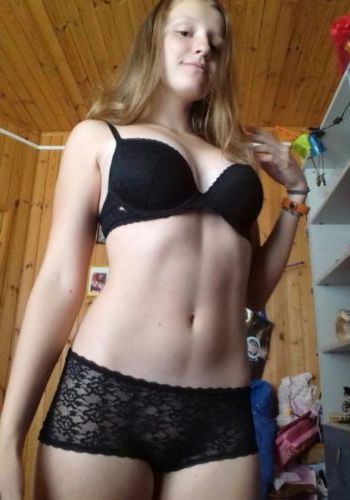 Светка (21), Кожуховская, 3,500 ₽ час, Минет без резинки, Куннилингус, тел +7(902)940-06-01