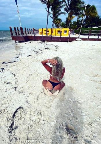 Лия (24), Минская, 3,500 ₽ час, Окончание в рот, Окончание на лицо, тел +7(900)893-67-18