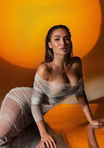 Клара (24), Замоскворечье, 8,000 ₽ час, Минет глубокий, Стриптиз профи, тел +7(921)402-24-50