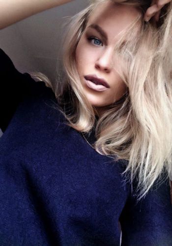 Яна (24), Чеховская, 3,500 ₽ час, Секс классический, Окончание в рот, тел +7(921)197-57-68