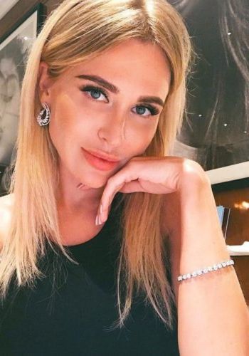 Карина (22), Марьина роща, 3,500 ₽ час, Массаж расслабляющий, Окончание в рот, тел +7(919)042-94-29