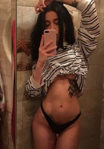 Лизочка (25), Улица Старокачаловская, 3,000 ₽ час, Секс классический, Госпожа, тел +7(921)315-79-06