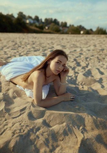 Тоня (25), Домодедовская, 5,000 ₽ час, Минет без резинки, Госпожа, тел +7(995)521-78-47