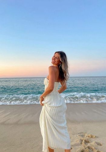 Арина (21), Гагаринский, 6,000 ₽ час, Куннилингус, Окончание на грудь, тел +7(999)502-73-72