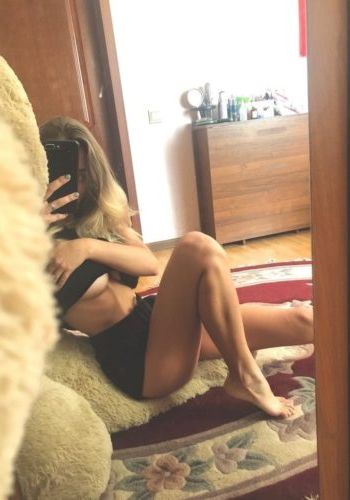 Рита (24), Юго-Западная, 3,000 ₽ час, Минет в презервативе, Окончание на лицо, тел +7(928)537-19-78