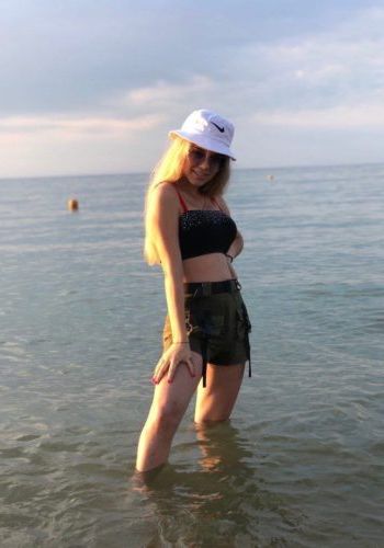 Ольга (26), Филимонковское, 3,000 ₽ час, Минет глубокий, Массаж эротический, тел +7(951)756-18-93