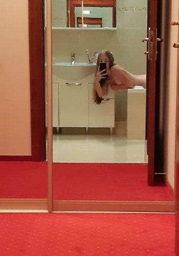 Яна (24), Молжаниновский, 3,000 ₽ час, Стриптиз профи, Окончание на лицо, тел +7(918)205-30-26