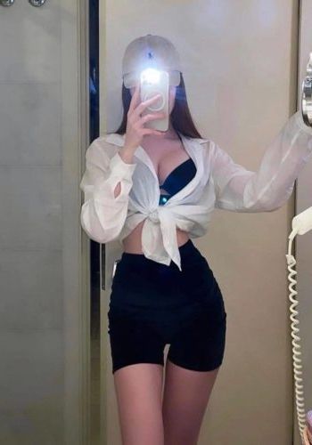 Влада (21), Красносельский, 3,000 ₽ час, Минет без резинки, Окончание на лицо, тел +7(952)970-56-82