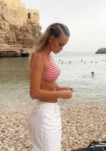 Яночка (25), Гагаринский, 6,000 ₽ час, Минет в презервативе, Окончание на лицо, тел +7(908)821-13-81