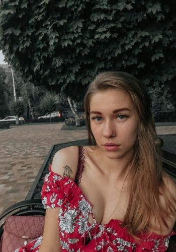 Алиса (26), Новоясеневская, 3,000 ₽ час, Минет глубокий, Фистинг классический, тел +7(953)267-73-09