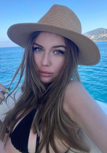 Алина (26), Коммунарка, 3,000 ₽ час, Минет без резинки, Куннилингус, тел +7(989)670-17-83