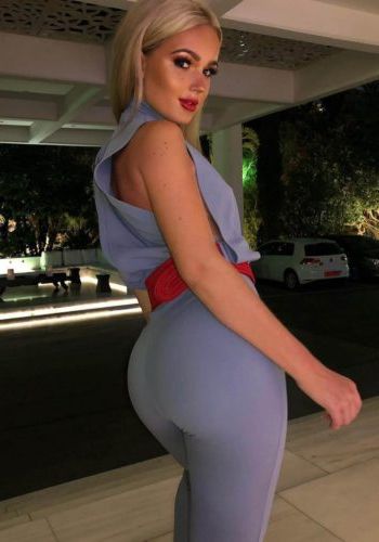 Алина (24), Метрогородок, 3,000 ₽ час, Секс классический, Окончание на грудь, тел +7(918)035-57-68