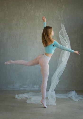 Лола (25), Улица Старокачаловская, 3,000 ₽ час, Лесби откровенное, Окончание на грудь, тел +7(937)790-92-53