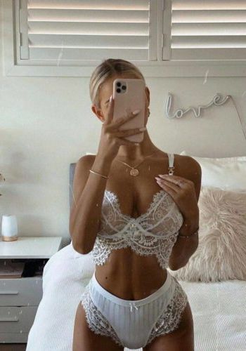 Елена (31), Кутузовская, 4,000 ₽ час, Минет глубокий, Окончание в рот, тел +7(991)593-54-50