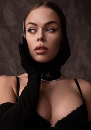 Полина (31), Чертановская, 6,000 ₽ час, Секс классический, Трамплинг, тел +7(904)730-20-31