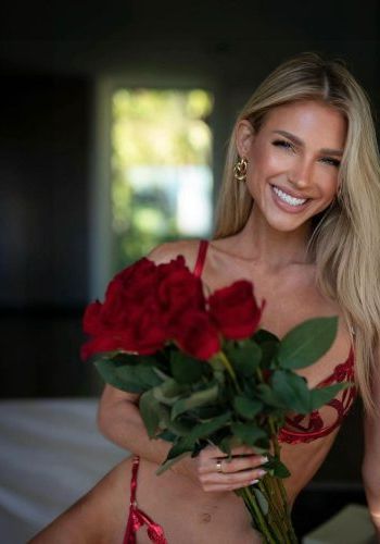 Катрин (24), Фрунзенская, 4,000 ₽ час, Окончание в рот, Трамплинг, тел +7(995)695-95-86