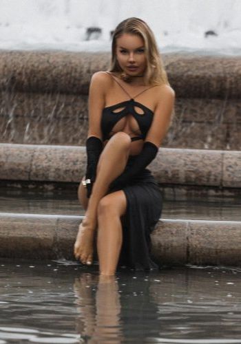 Алина (22), Каширская, 4,000 ₽ час, Лесби откровенное, Окончание в рот, тел +7(989)732-18-71