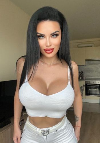 Оксана (32), Зябликово, 6,000 ₽ час, Минет в презервативе, Окончание на лицо, тел +7(953)641-29-15