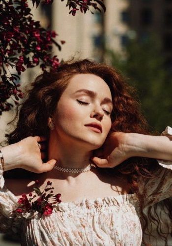 Нелли (31), Полянка, 5,000 ₽ час, Минет без резинки, Фистинг классический, тел +7(902)903-30-65