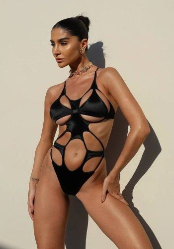 Лула (32), Каширская, 7,000 ₽ час, Минет в презервативе, Золотой дождь вам (мужчине), тел +7(989)120-97-25