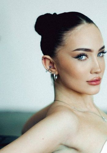 Светик (33), Новоясеневская, 6,000 ₽ час, Секс классический, Окончание на лицо, тел +7(989)371-71-96