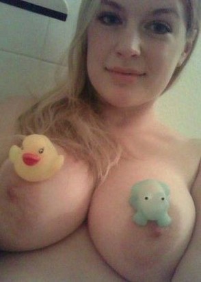 Мила (27), Люблино, 3,000 ₽ час, Секс классический, Стриптиз не профи, тел +7(918)371-96-07