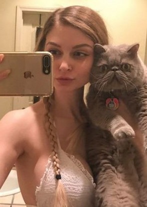 Алена (24), No phrase key specified, 2,000 ₽ час, Игрушки, Окончание на грудь, тел +7(988)076-38-61