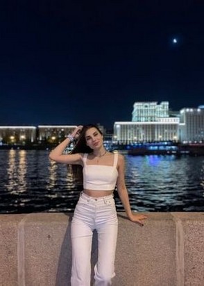 Алиса (20), Фрунзенская, 15,000 ₽ час, Минет в презервативе, Стриптиз не профи, тел +7(917)015-19-09