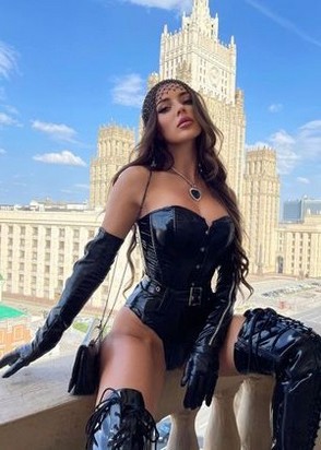 Тори (24), Улица Старокачаловская, 8,000 ₽ час, Секс анальный, Окончание на грудь, тел +7(999)842-15-35