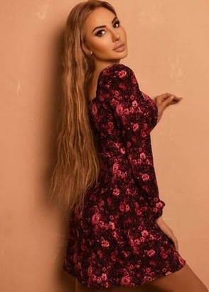 Anna (22), Бульвар Рокоссовского, 8,000 ₽ час, Минет в презервативе, Стриптиз не профи, тел +7(900)146-82-65