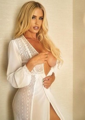 Василиса (25), Киевская, 10,000 ₽ час, Минет в презервативе, Минет без резинки, тел +7(938)609-86-50