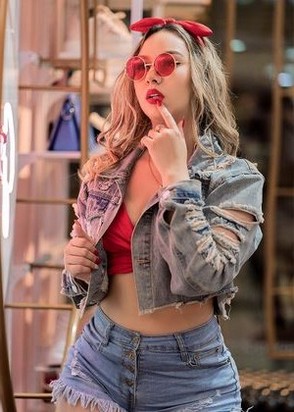 Мишель (21), Щукинская, 5,000 ₽ час, Окончание на грудь, Страпон, тел +7(908)738-86-61