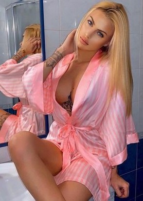 Маша (26), Чкаловская, 10,000 ₽ час, Окончание на грудь, Стриптиз не профи, тел +7(951)142-09-72