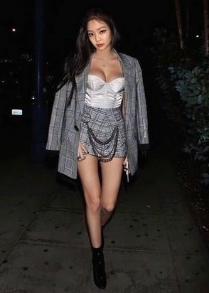 Ханна настоящая (24), Охотный ряд, 7,000 ₽ час, Минет в презервативе, Массаж расслабляющий, тел +7(931)456-63-08