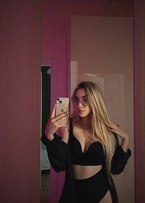 Регина (21), Сретенский бульвар, 8,000 ₽ час, Секс классический, Золотой дождь вам (мужчине), тел +7(918)482-29-64