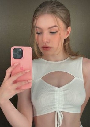 Аня (22), No phrase key specified, 2,000 ₽ час, Куннилингус, Окончание в рот, тел +7(931)459-13-15