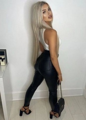 Ульяна  (26), No phrase key specified, 15,000 ₽ час, Минет в машине, Фистинг анальный мне (даме), тел +7(999)420-91-71