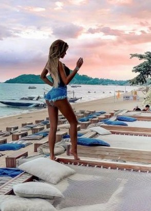 Олеся (25), Охотный ряд, 8,000 ₽ час, Минет в презервативе, Массаж расслабляющий, тел +7(900)387-03-25