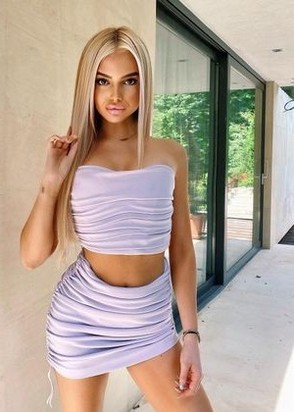 Наташа (23), Планерная, 5,000 ₽ час, Минет в презервативе, Легкая доминация, тел +7(938)978-96-62